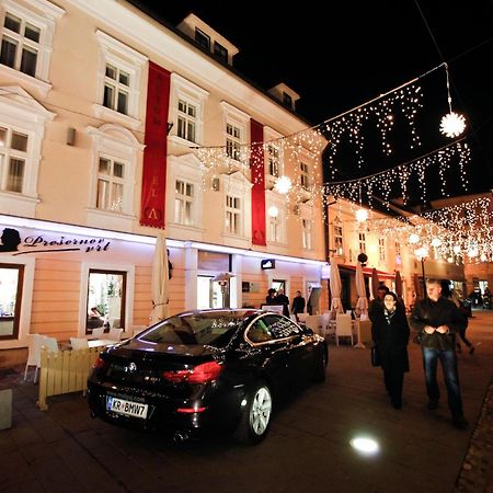 Hotel Actum Kranj Luaran gambar